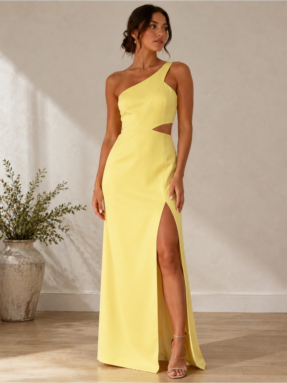 XSCAPE butter Yellow One Shoulder side slit Evening Gown Dress Size 6 Formal